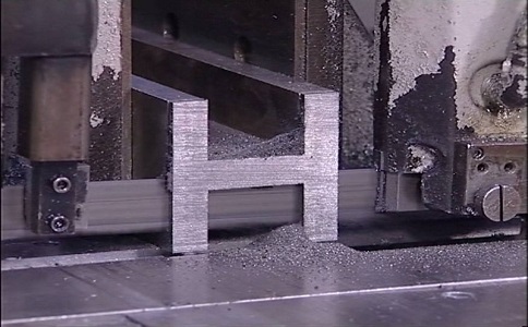 闵行大揭秘：带锯条价格多少钱才能买到高质量的产品？